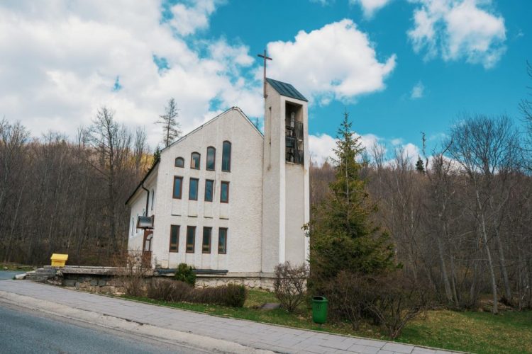 BOHOSLUŽBY V TATRANSKEJ LOMNICI