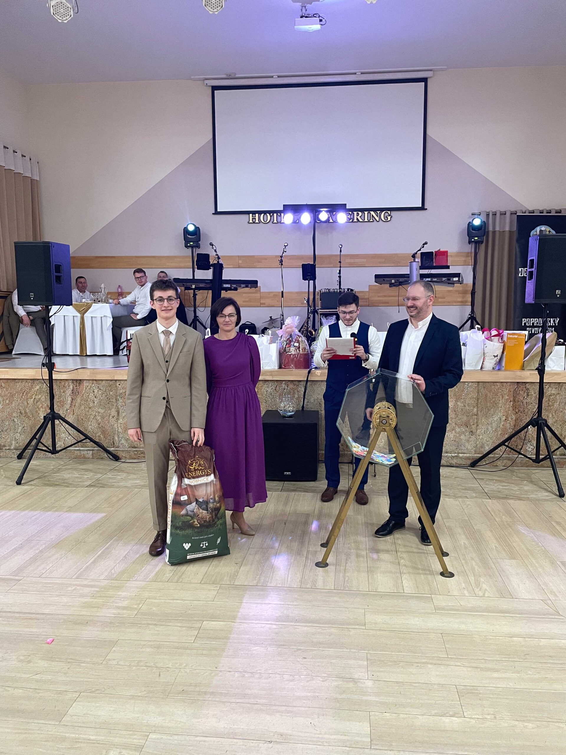 PLEStombola (29) PLEStombola (29)