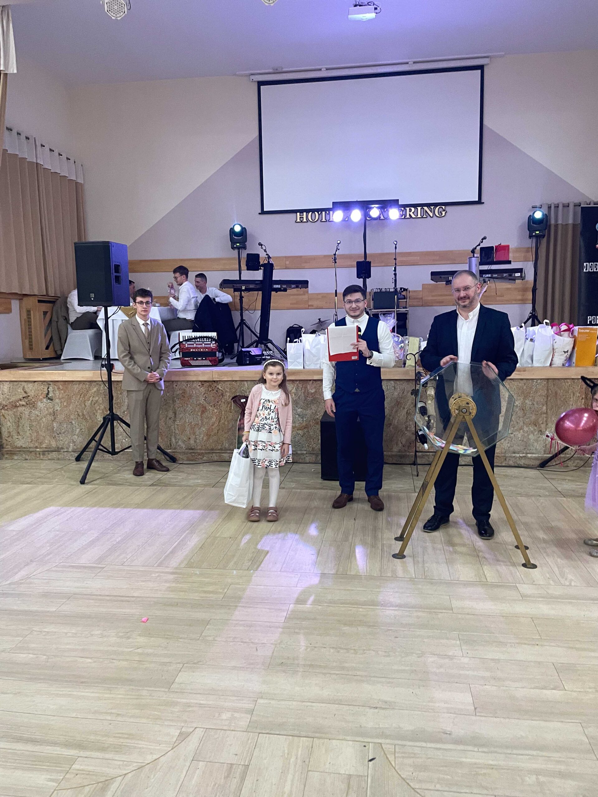 PLEStombola (31) PLEStombola (31)