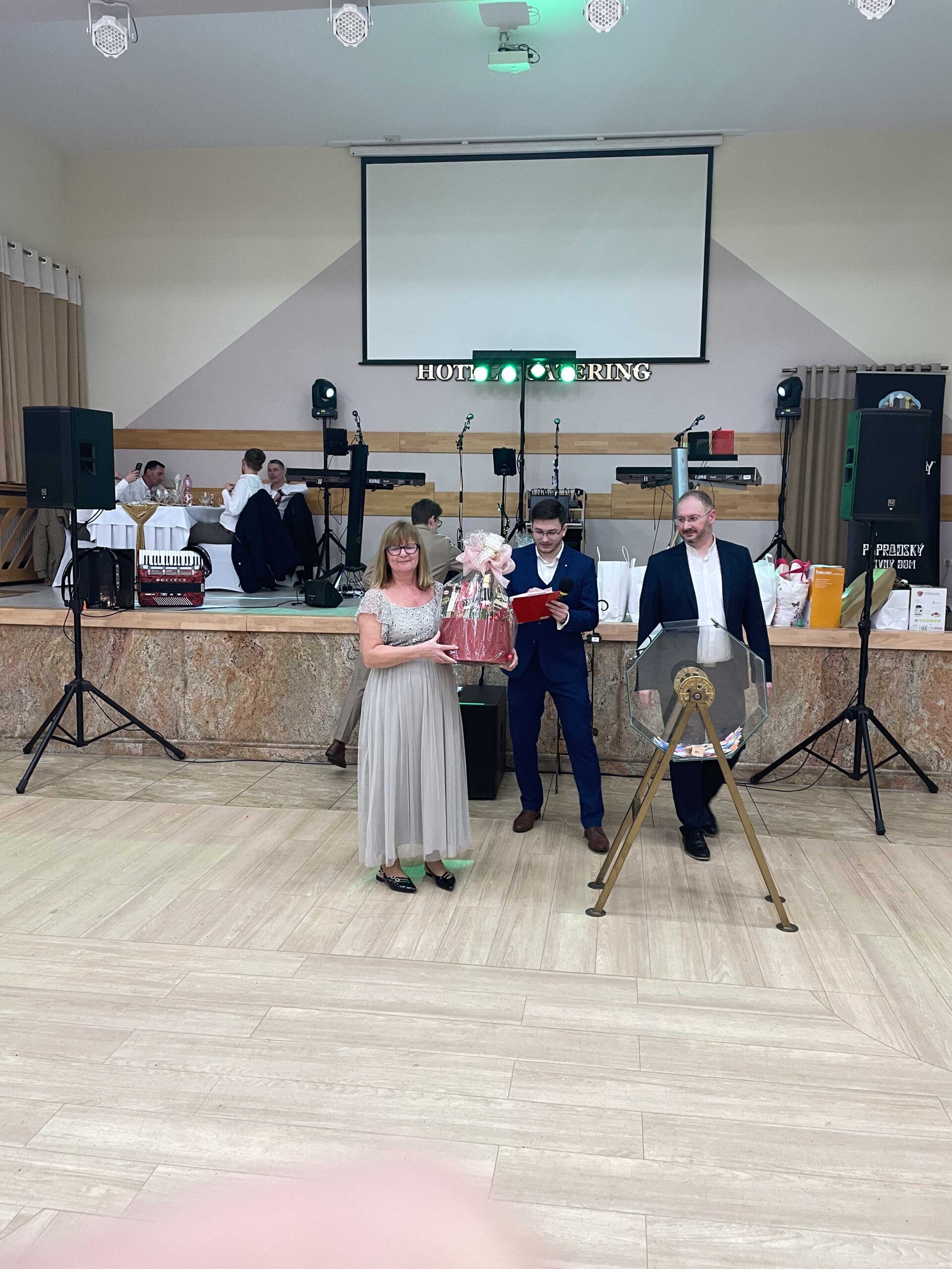 PLEStombola (36) PLEStombola (36)