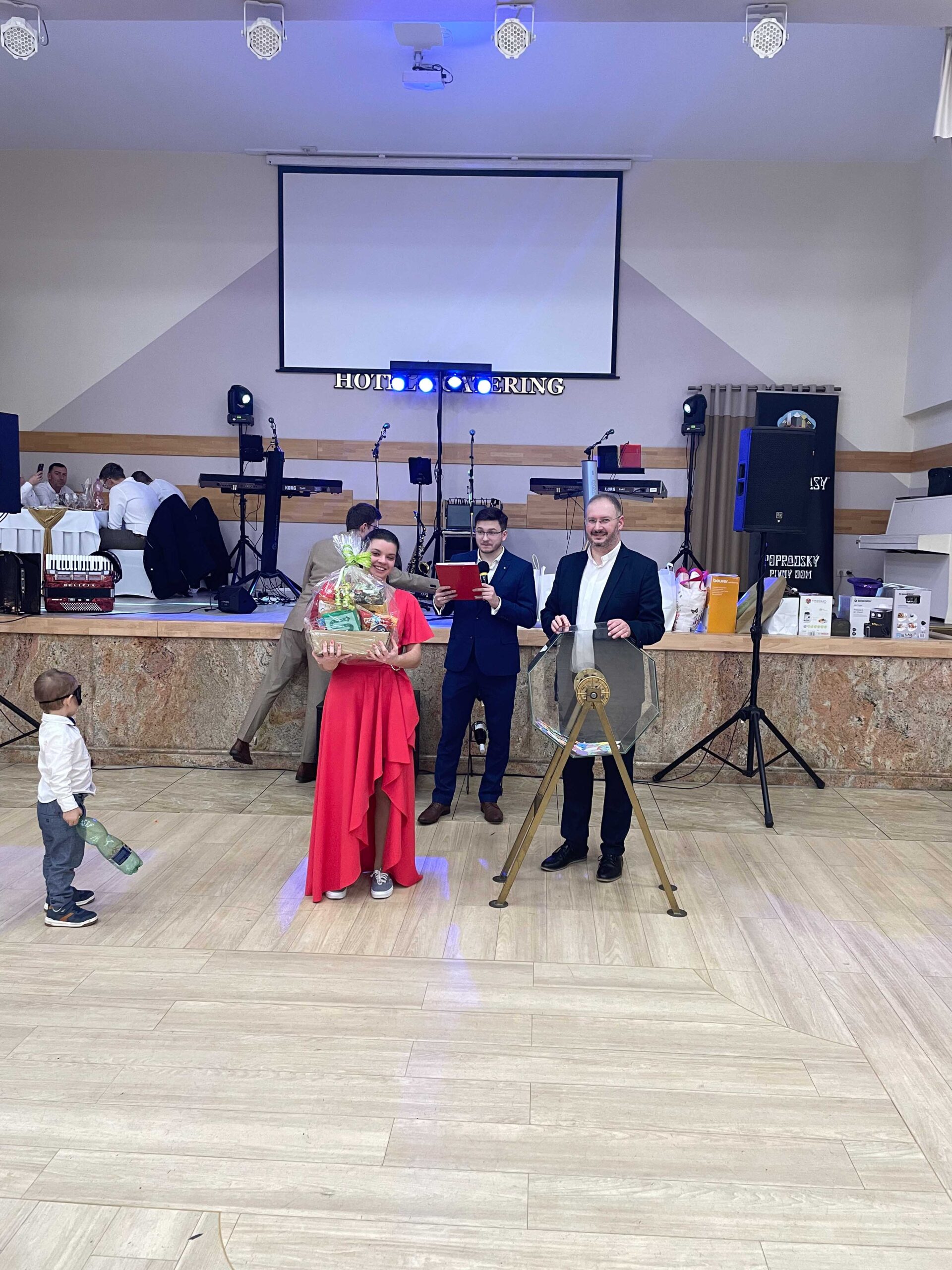 PLEStombola (38) PLEStombola (38)