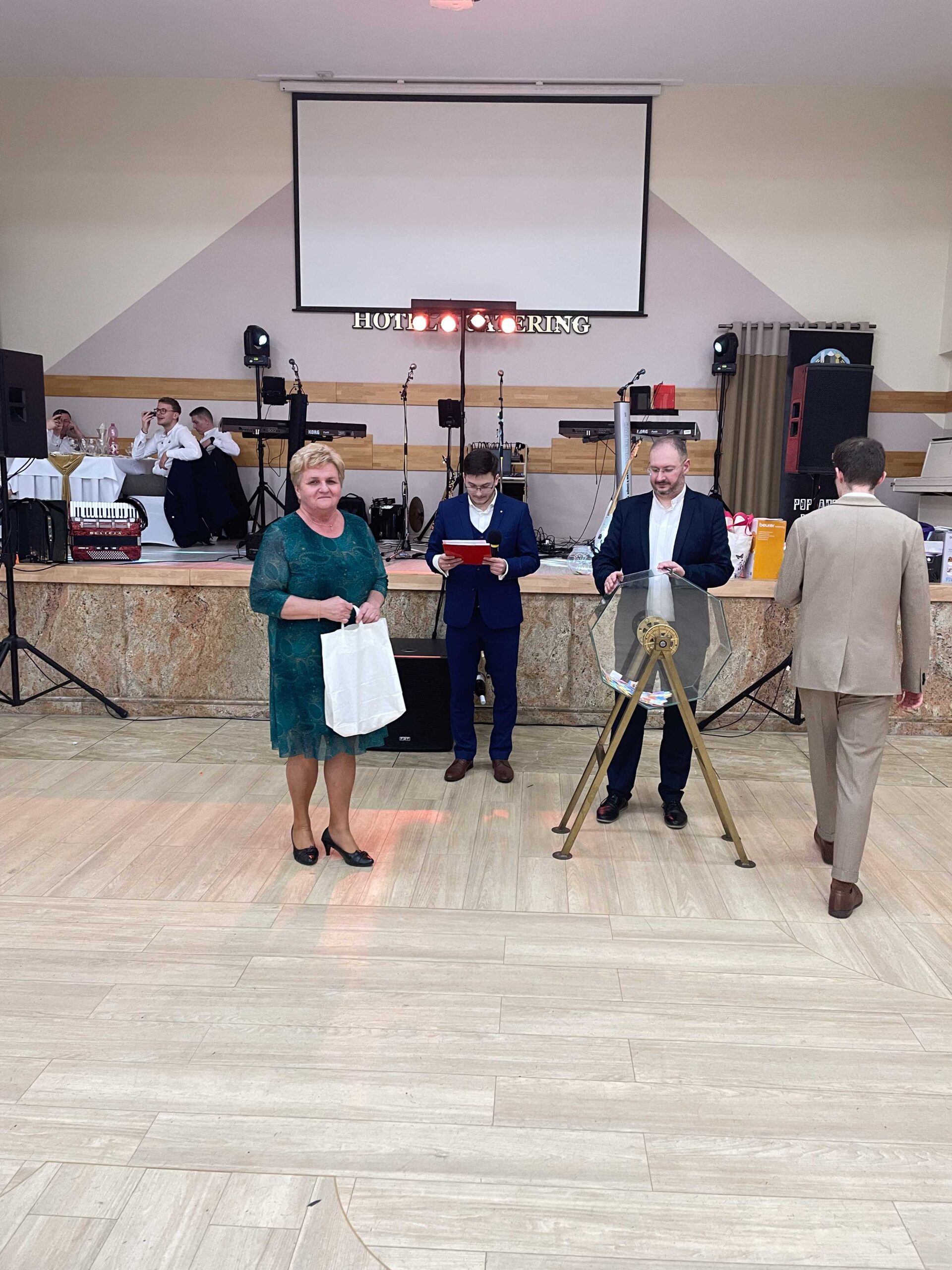 PLEStombola (45) PLEStombola (45)