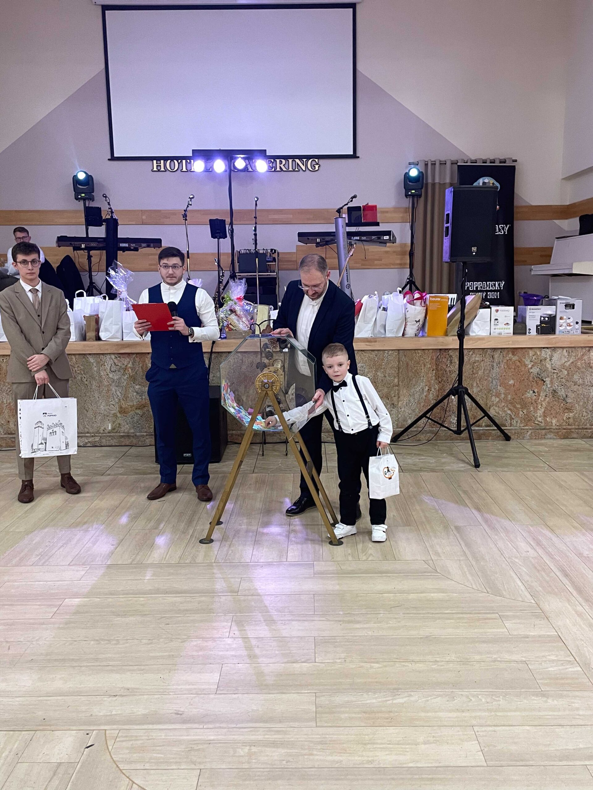 PLEStombola (5) PLEStombola (5)