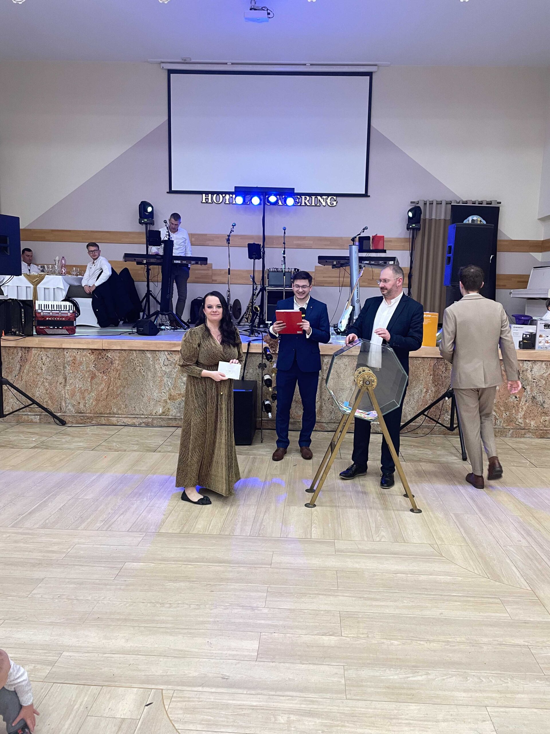 PLEStombola (50) PLEStombola (50)