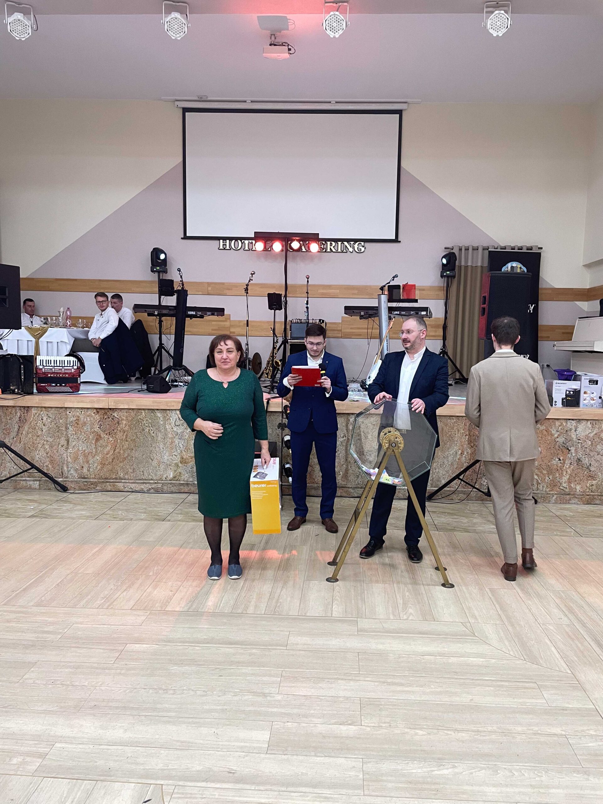 PLEStombola (51) PLEStombola (51)