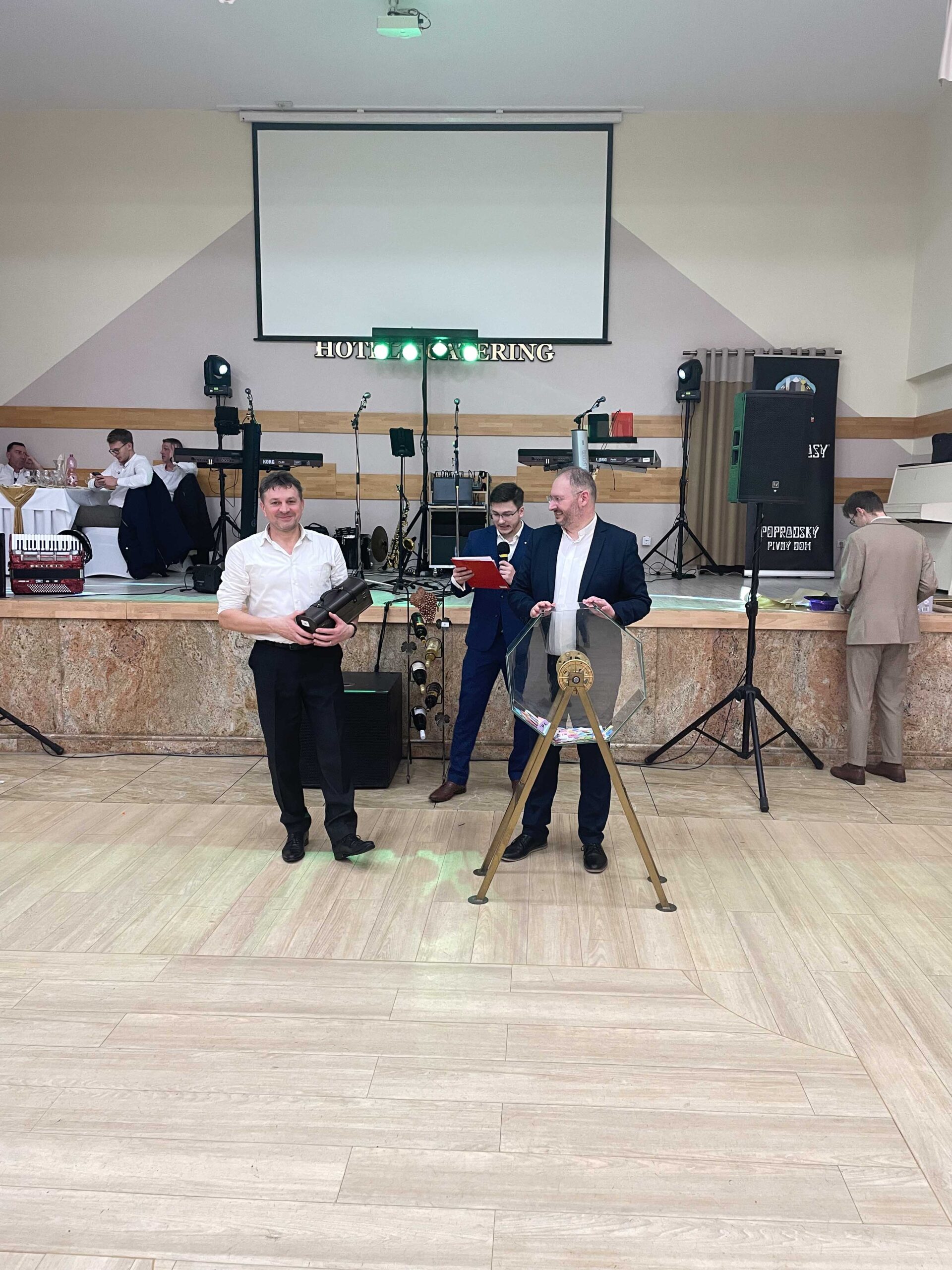 PLEStombola (55) PLEStombola (55)