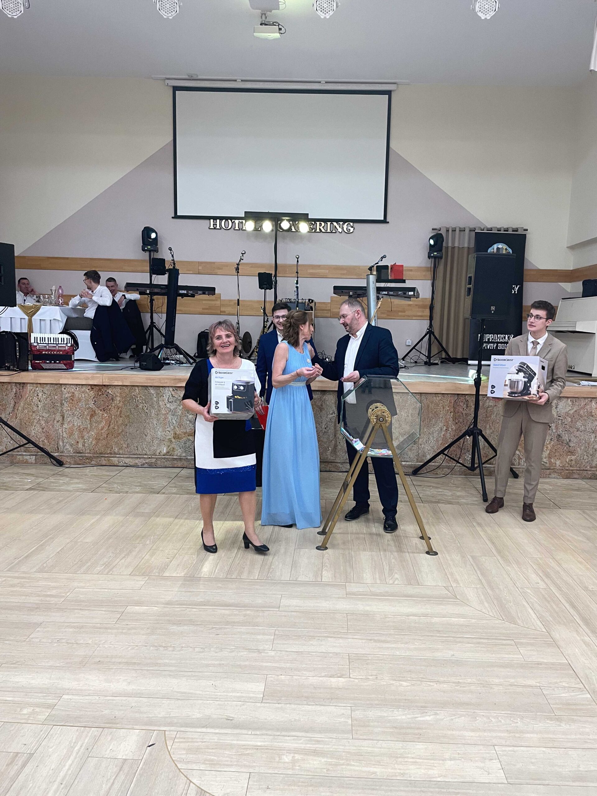 PLEStombola (56) PLEStombola (56)